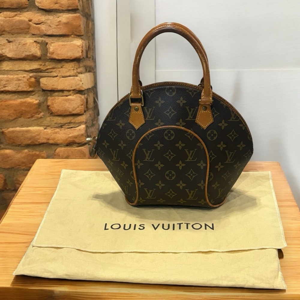 1998’ Vintage Louis Vuitton Ellipse MM